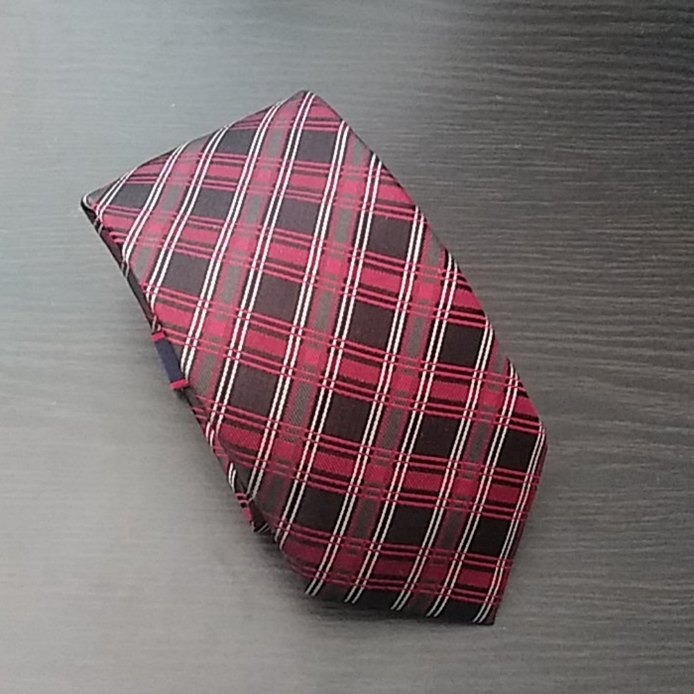 PRICE🔽🆕Stafford Plaid Silk Tie